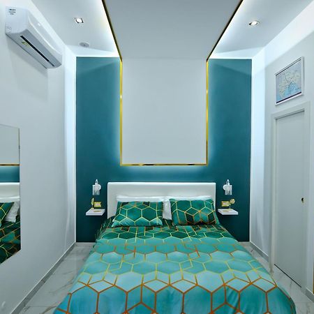 Regina House Apartment Наполи Екстериор снимка